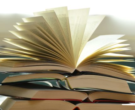 【2022好書推薦】7 本一生中必讀的優質好書推薦！