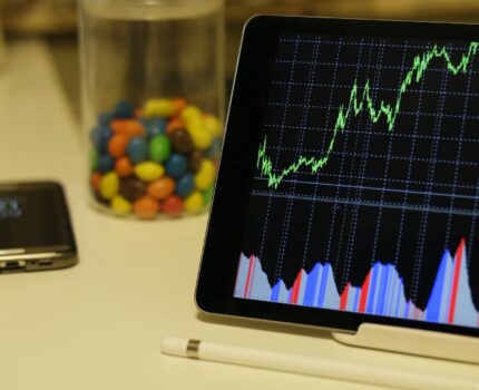Palantir(PLTR)重大轉捩點出現！該賣出還是繼續持有PLTR股票？
